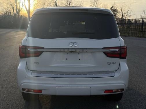 2024 INFINITI QX80 SENSORY
