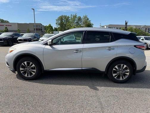 Brilliant Silver Metallic 2016 Nissan Murano SL