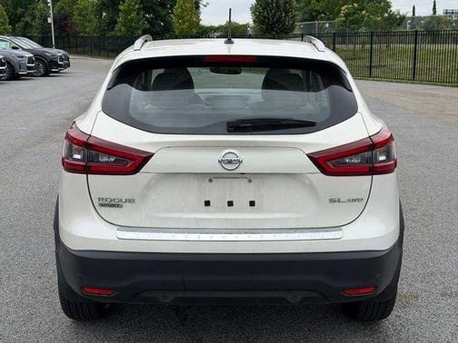 Pearl White Tricoat 2020 Nissan Rogue Sport SL