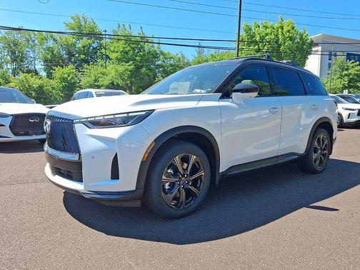 Radiant White/Black Obsidian 2027 INFINITI QX60 AUTOGRAPH