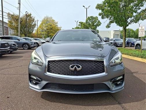 2017 INFINITI Q70 3.7X