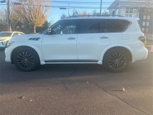 2017 INFINITI QX80 Limited
