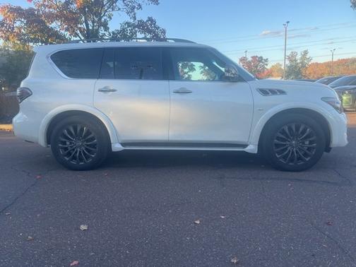 2017 INFINITI QX80 Limited