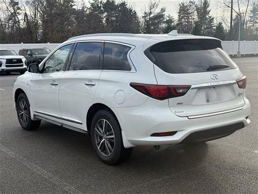 2019 INFINITI QX60 LUXE