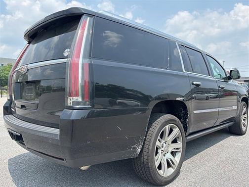 2017 Cadillac Escalade ESV Premium Luxury
