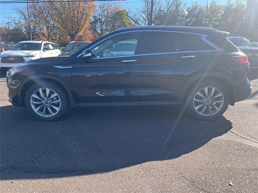 2022 INFINITI QX50 LUXE
