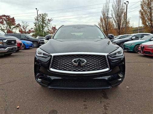 2022 INFINITI QX50 LUXE