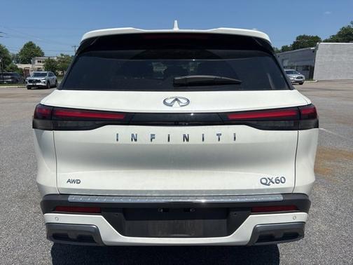 2022 INFINITI QX60 LUXE