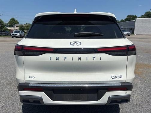2022 INFINITI QX60 LUXE