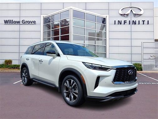 2022 INFINITI QX60 LUXE