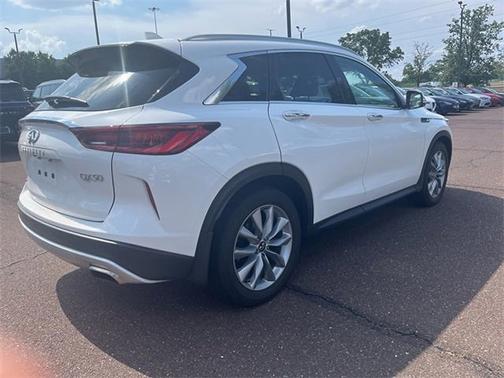 2022 INFINITI QX50 LUXE