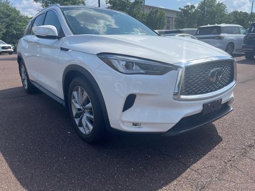 2022 INFINITI QX50 LUXE