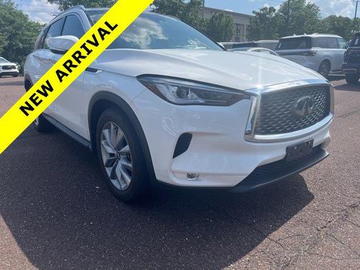 2022 INFINITI QX50 LUXE