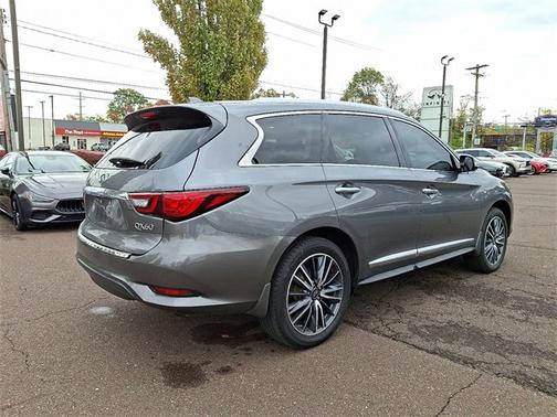 2019 INFINITI QX60 LUXE