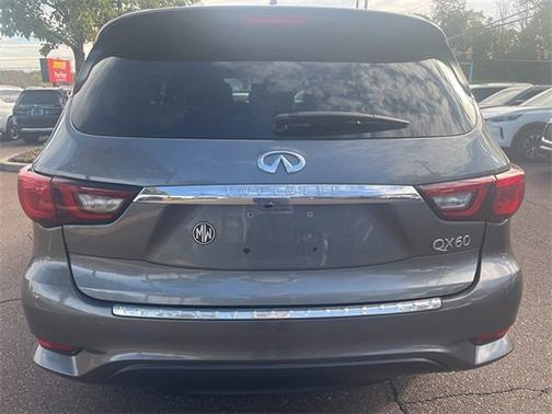2019 INFINITI QX60 LUXE