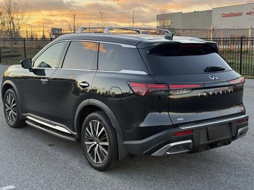 2023 INFINITI QX60 SENSORY