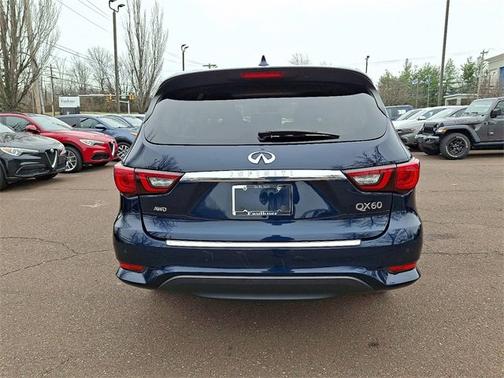 2019 INFINITI QX60 LUXE