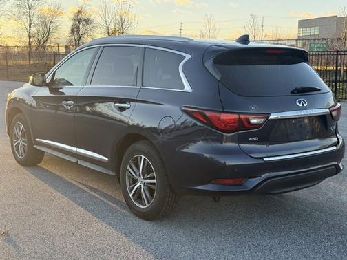 2019 INFINITI QX60 LUXE