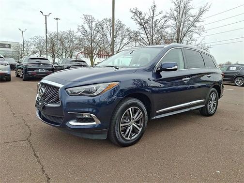 2019 INFINITI QX60 LUXE