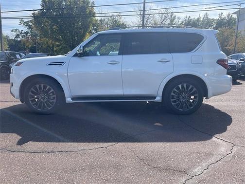 2024 Nissan Armada Platinum