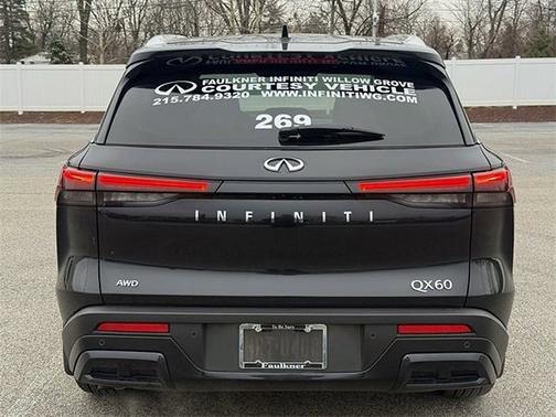 2025 INFINITI QX60 LUXE