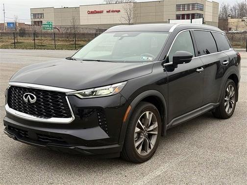 2025 INFINITI QX60 LUXE