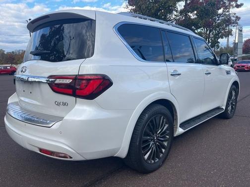 2024 INFINITI QX80 SENSORY