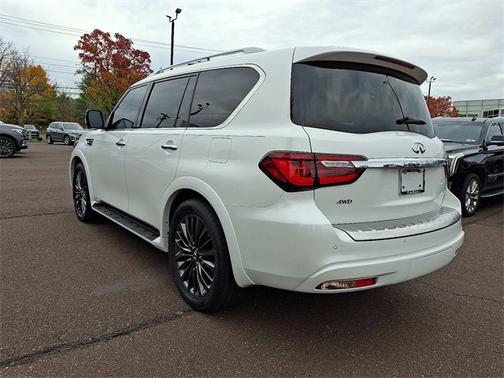 2024 INFINITI QX80 SENSORY