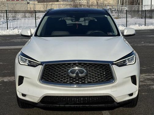 2023 INFINITI QX50 LUXE