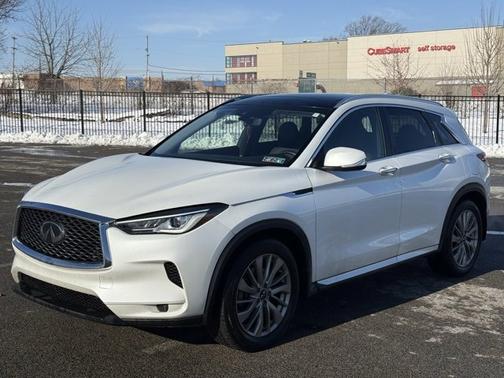 2023 INFINITI QX50 LUXE
