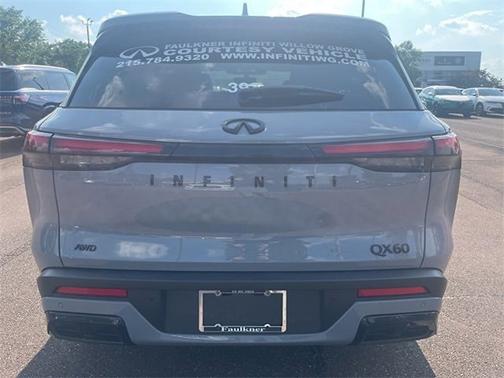 2025 INFINITI QX60 LUXE