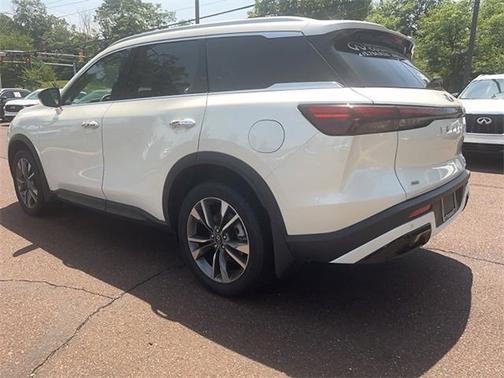 2024 INFINITI QX60 LUXE