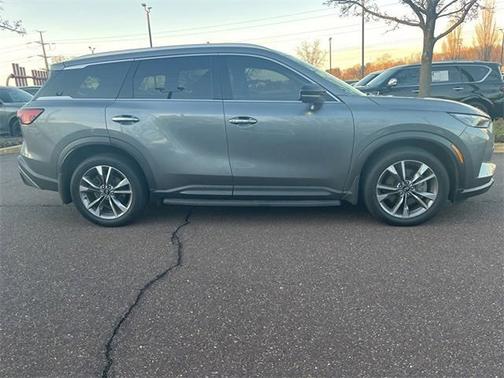 2024 INFINITI QX60 LUXE