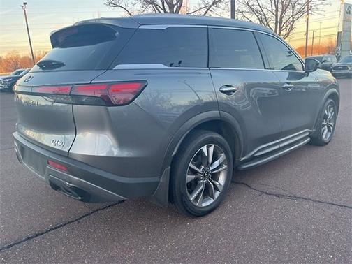 2024 INFINITI QX60 LUXE