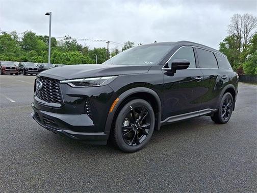 2025 INFINITI QX60 LUXE
