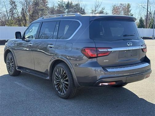 2024 INFINITI QX80 SENSORY