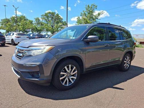 Modern Steel Metallic 2019 Honda Pilot EX-L