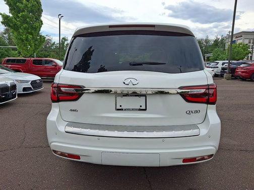 Moonstone White 2024 INFINITI QX80 PREMIUM SELECT AWD