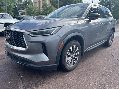 2022 INFINITI QX60 PURE