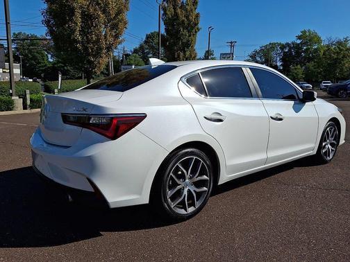 Platinum White Pearl 2021 Acura ILX Premium Package
