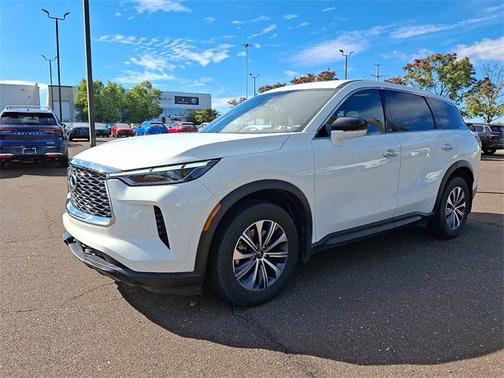 2025 INFINITI QX60 PURE