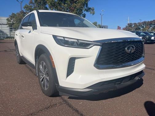 2025 INFINITI QX60 PURE