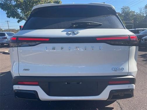 2025 INFINITI QX60 PURE