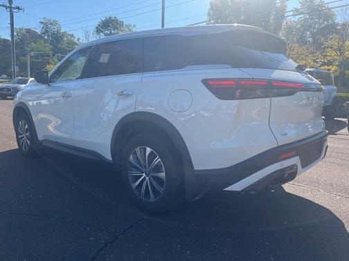 2025 INFINITI QX60 PURE