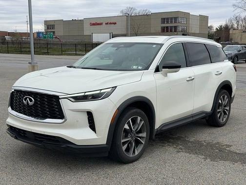 Majestic White 2023 INFINITI QX60 LUXE