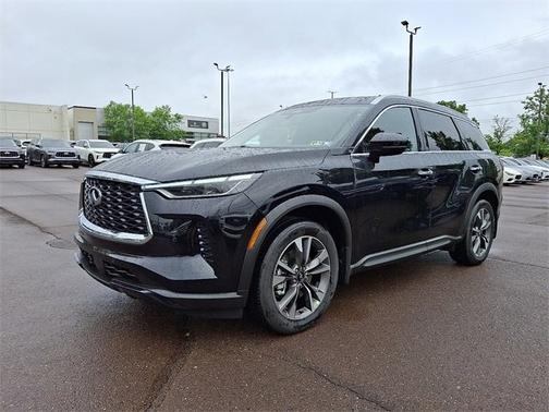 2025 INFINITI QX60 LUXE