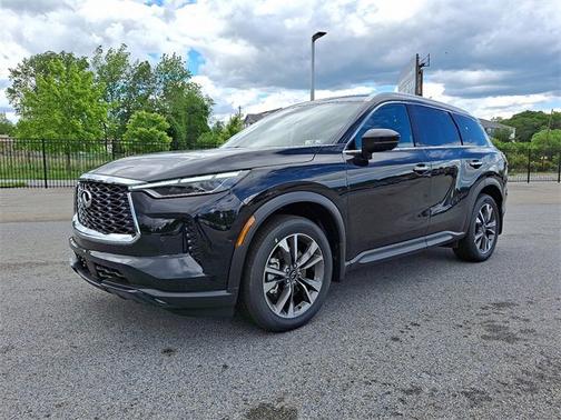 2025 INFINITI QX60 LUXE