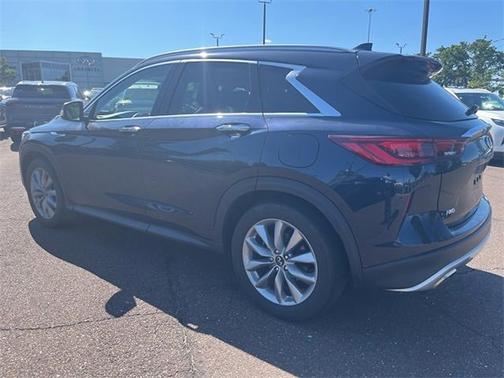 2022 INFINITI QX50 LUXE