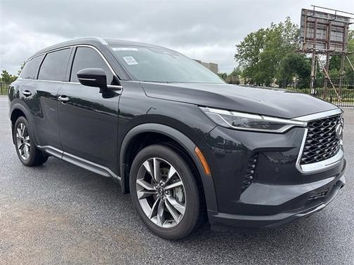 2024 INFINITI QX60 LUXE