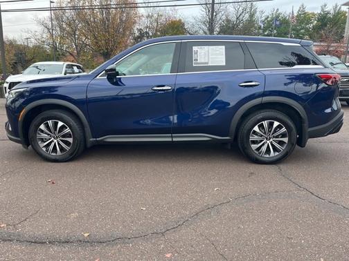 2022 INFINITI QX60 PURE